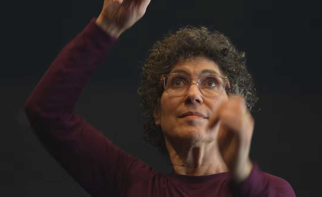 If you have Parkinson’s disease, experts say you should be dancing. Here’s why